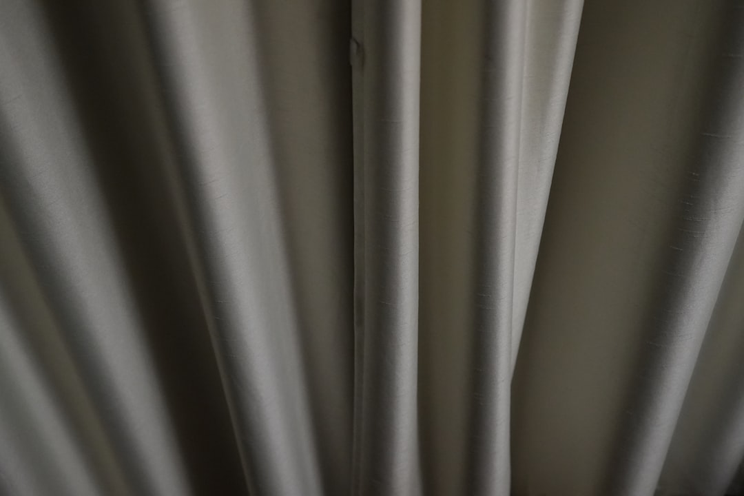 나이키 테크팩: 10대 스타일 아이콘, 인기 비결 & 코디법 완벽 분석