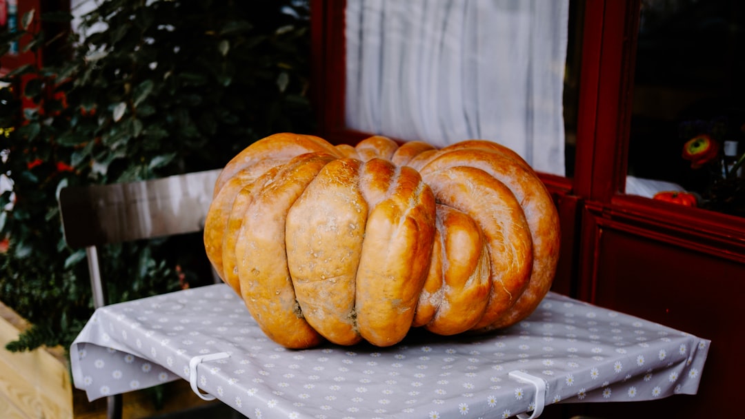 슈가파우더 빵 레시피 완전 정복: 홈베이킹 초보도 성공하는 꿀팁 대방출!