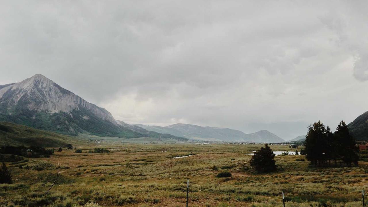 아이폰 미러링 완벽 가이드: 맥에서 아이폰을 제어하는 가장 쉬운 방법 (iOS 18 & macOS Sequoia)